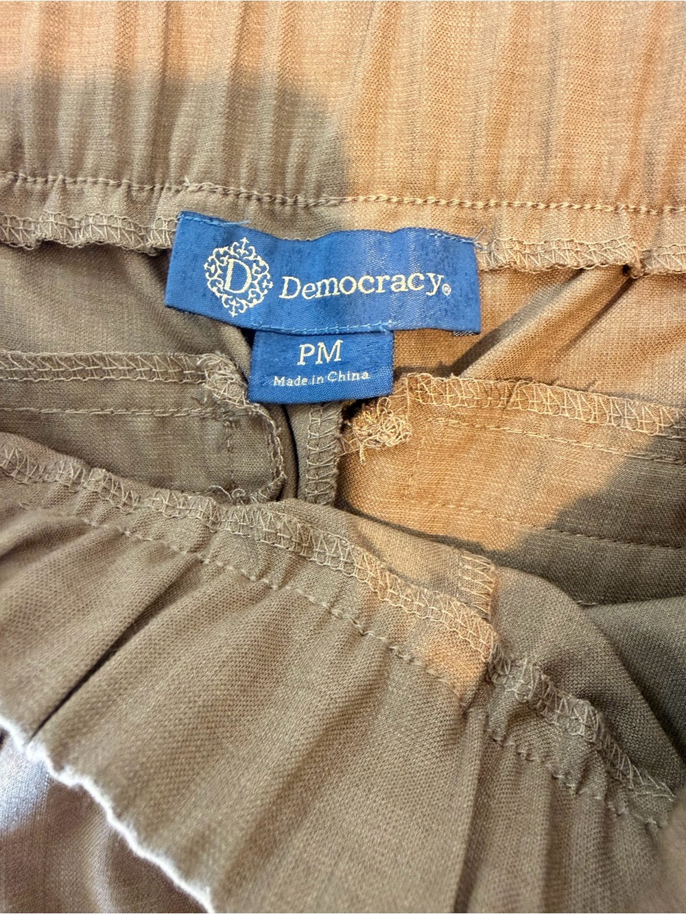 Democracy Petite Medium Wide-Leg Pull-On Pants in Camel Brown - Picture 6 of 9